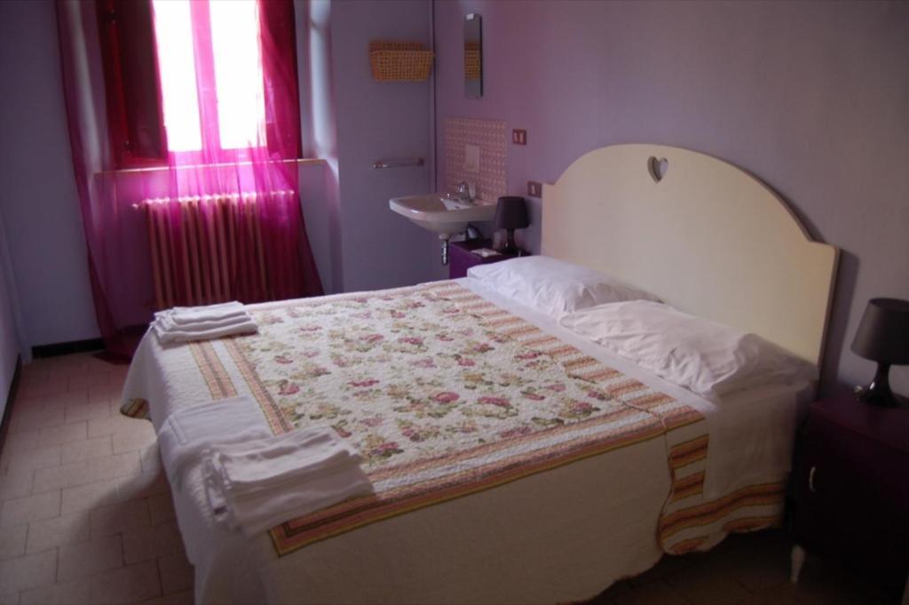Casa Betania Hotel Cortona Habitación foto