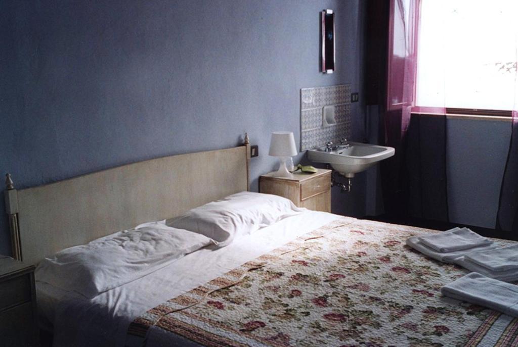 Casa Betania Hotel Cortona Habitación foto